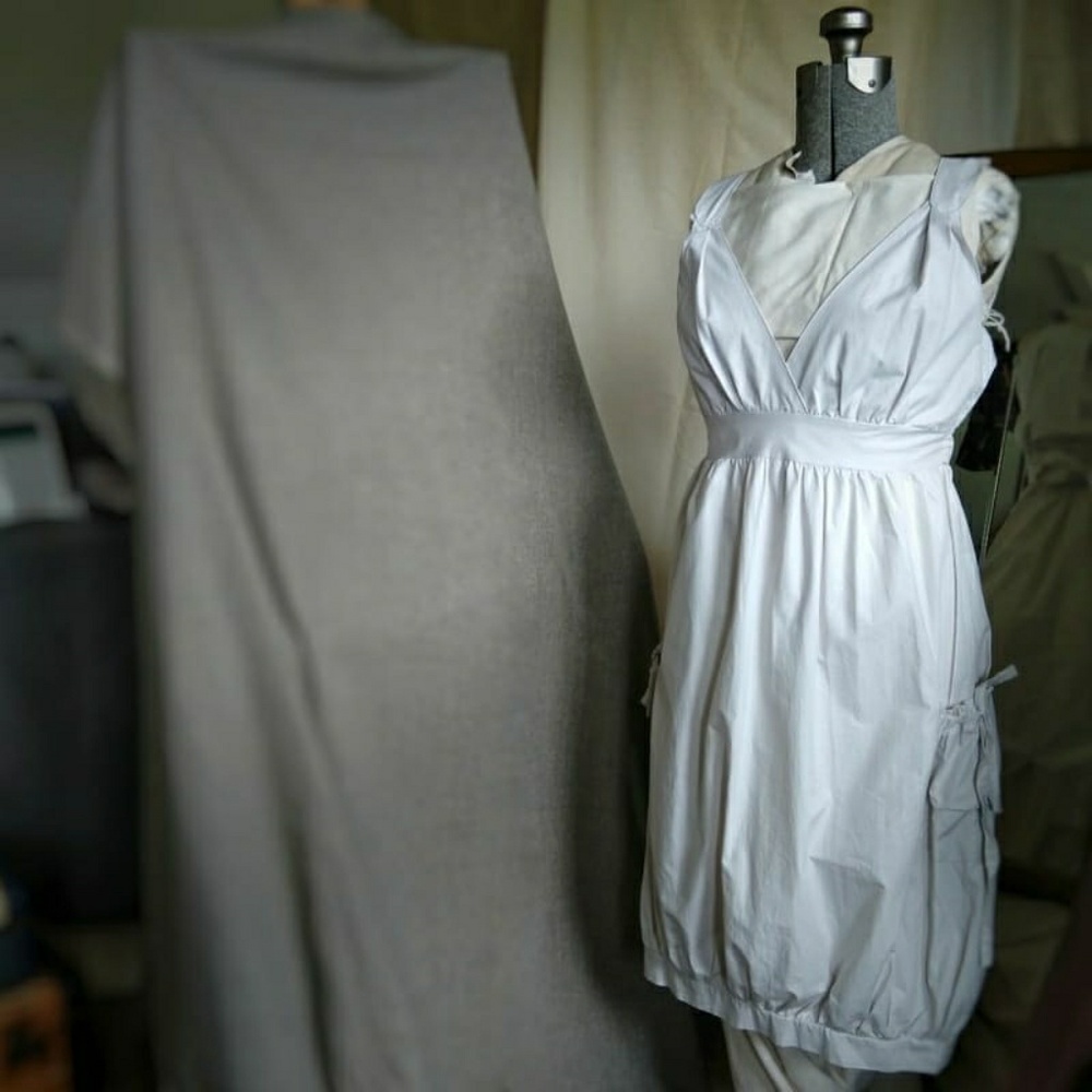 H&M White Cotton Bubble Summer Dress  EUC - Medium